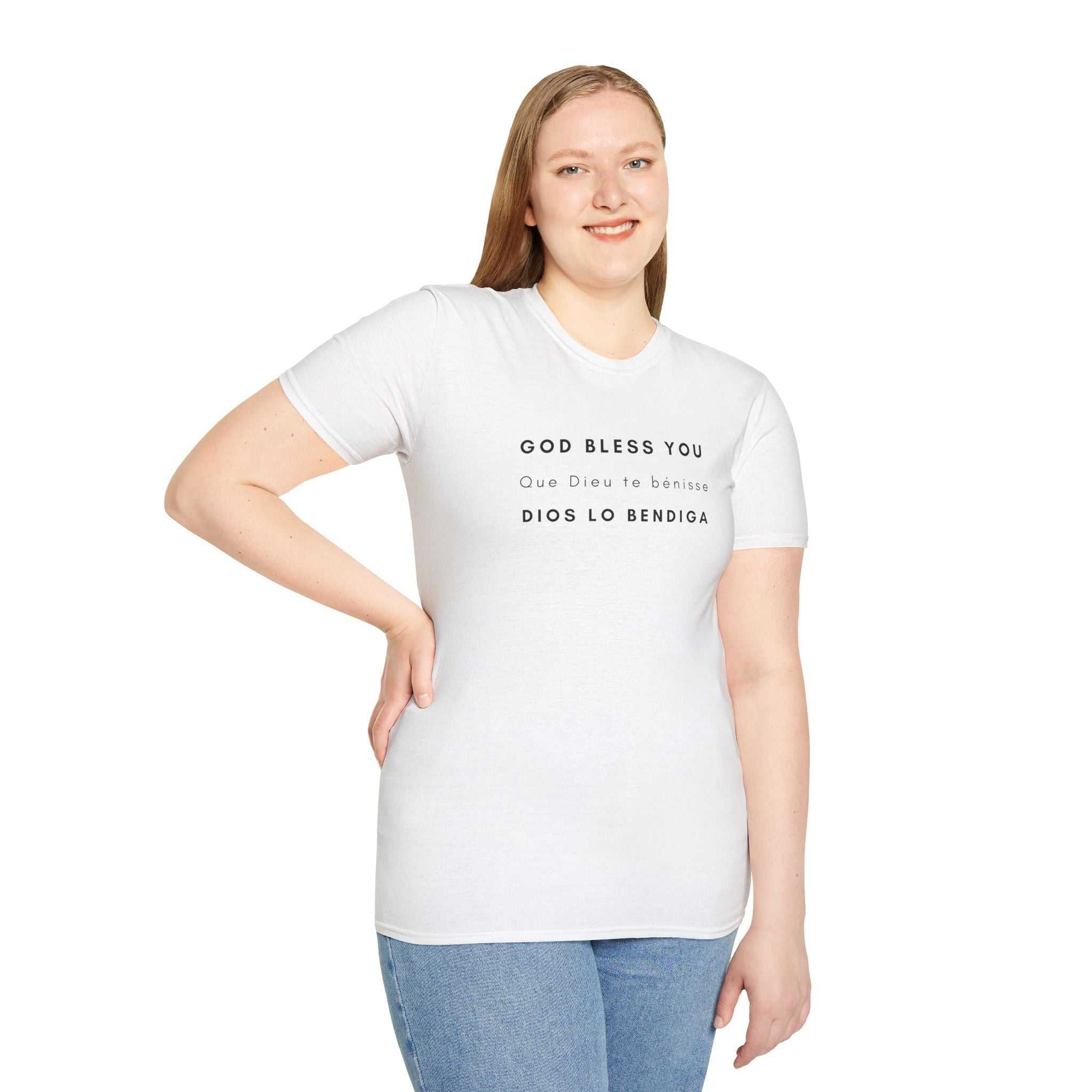 Woman wearing a white God Bless T-Shirt with bilingual text